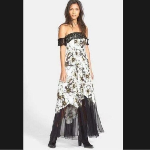 NWT Free People white/black hibiscus crochet lace with beaded accent - Picture 2 of 6